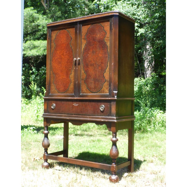 Vintage Feinberg Bros Walnut Art Deco China Bar Cupboard Linen