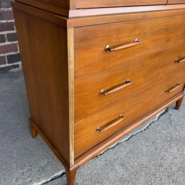 Wood Paul McCobb Style Henredon Heritage Chest of Drawers For Sale - Image 7 of 12