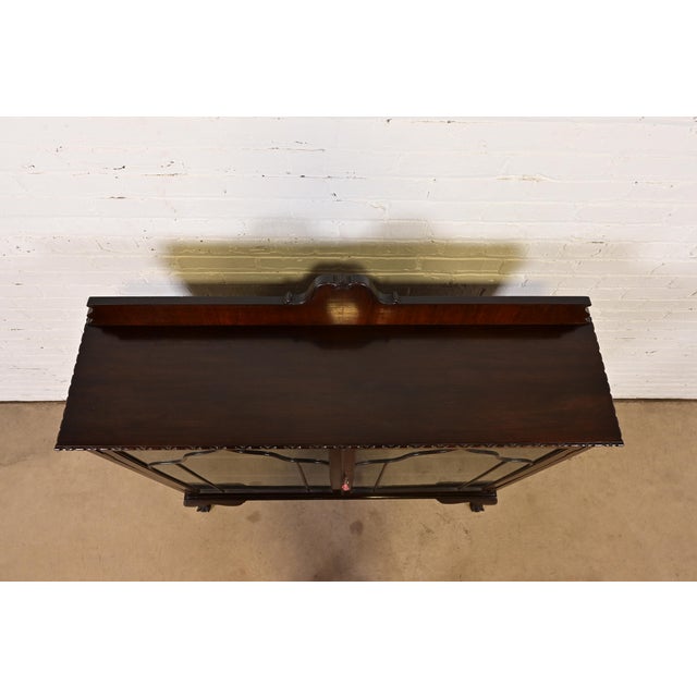 Berkey & Gay Style Antique Chippendale Carved Mahogany Bookcase Cabinet, Circa 1920s For Sale - Image 11 of 14