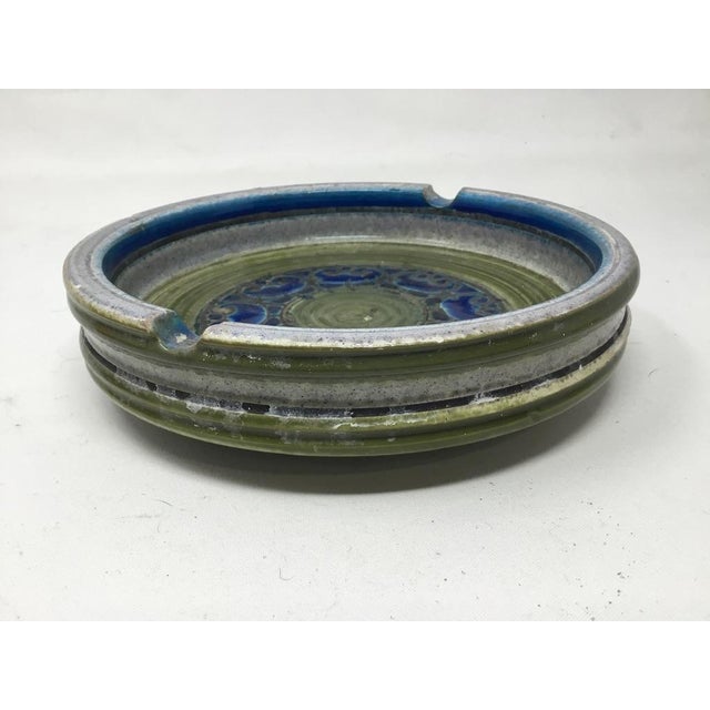 Mid-Century Modern Museum-Grade Mid-Century Modern Italian Ceramic Bitossi for Raymor Sgraffito Bowl For Sale - Image 3 of 11