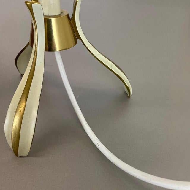Original Rattan and Brass Table Light from Vereinigte Werkstätten, München, Germany, 1950s For Sale - Image 13 of 18