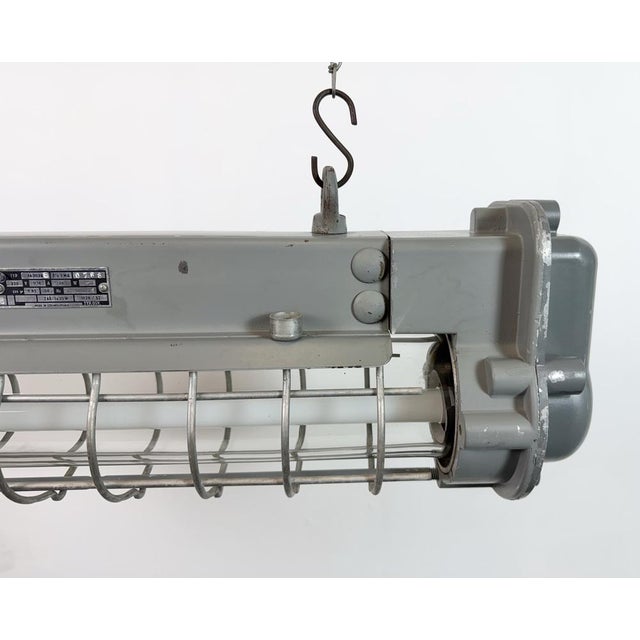 1970s Industrial Grey Hanging Tube Light from Elektrosvit, 1970s For Sale - Image 5 of 18
