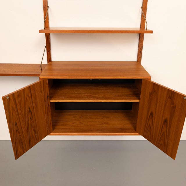 1960s Vintage Danish Mid-Century Royal System by Poul Cadovius in Teak For Sale - Image 5 of 11