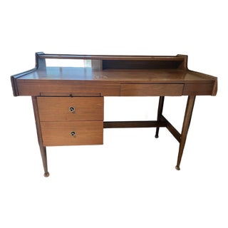 1950s Mainline by Hooker Mid Century Desk For Sale