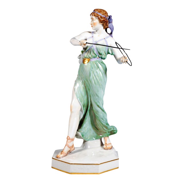 Large Art Nouveau Lady Ring Thrower Figurine attributed to R. Boeltzig for Meissen, 1924 For Sale