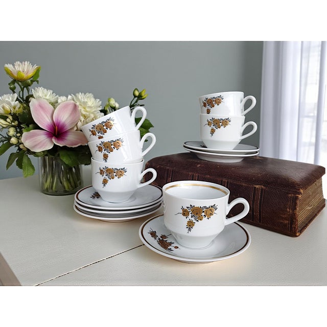 Ceramic Vintage Mocha Cup Set by Graf by Henneberg Ilmenau, 1960s, Set of 8 For Sale - Image 7 of 8