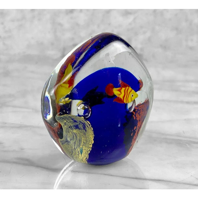 Mid-Century Modern Vintage Italian Murano Art Glass Aquarium Fish Paperweight For Sale - Image 3 of 8