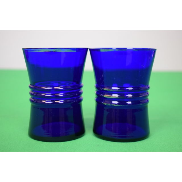 1930s 1930s Traditional Rockwell Silver Co. Sterling Sailboat Cocktail Shaker W/ 2 Silver Rimmed Glasses For Sale - Image 5 of 5