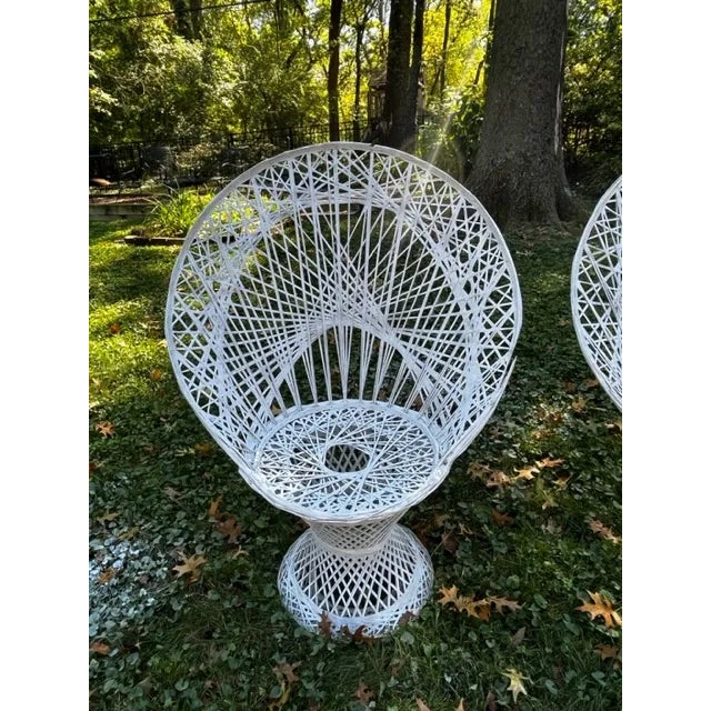 Russell Woodard MCM Spun Fiberglass Peacock Chairs - A Pair For Sale In Saint Louis - Image 6 of 12