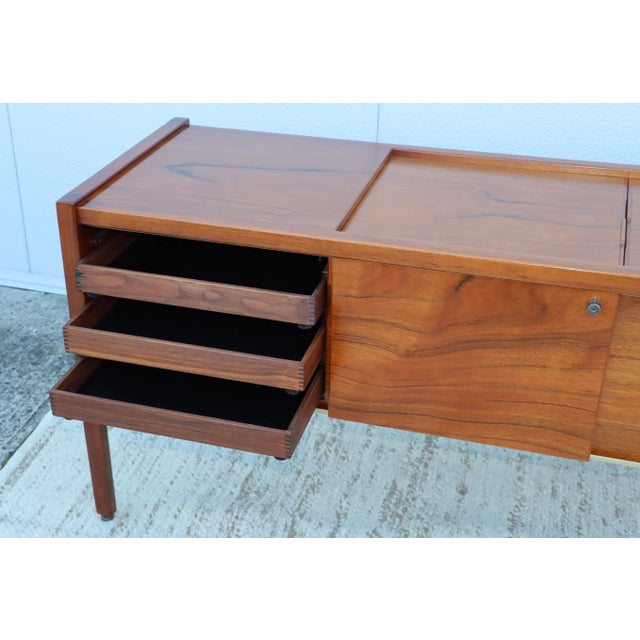 1970s Jens Risom Modernist Paldao Wood File Cabinet For Sale In New York - Image 6 of 12