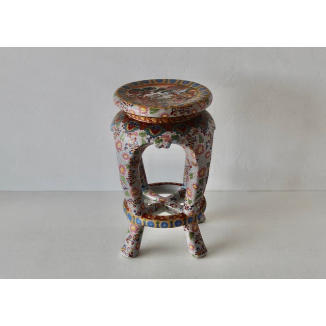White 1970s Imari Style Gilt Ceramic Barrel Stool Plant Stand For Sale - Image 8 of 16