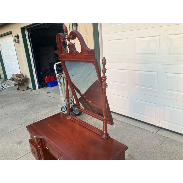 Brown Mid Century Mahogany Chippendale/Georgian Style Vanity With Swinging Mirror and Round Upholstered Stool With Original Tags, 2 Pieces For Sale - Image 8 of 14