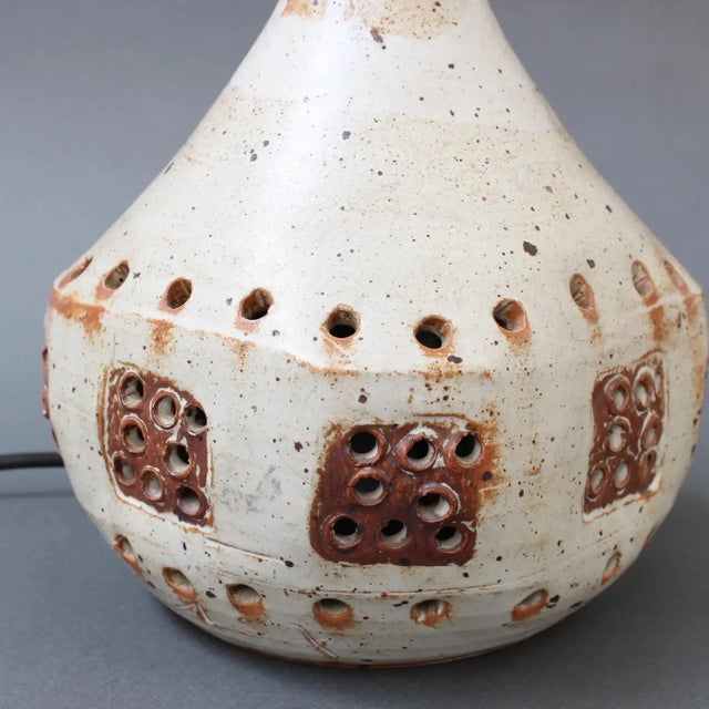 Ceramic Vintage Ceramic Table Lamp in the Style of Georges Pelletier, Circa 1970s For Sale - Image 7 of 12