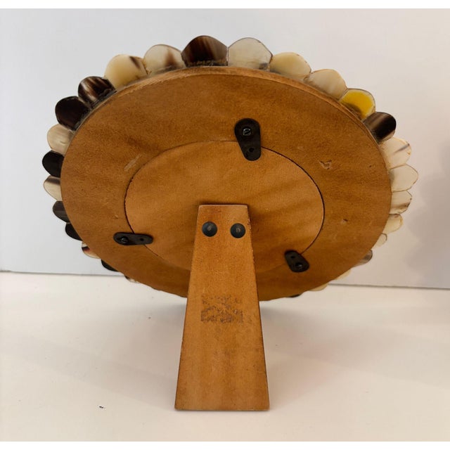 Scalloped Round Picture Frame in White and Brown Horn Bone Inlaid For Sale In Palm Springs - Image 6 of 6