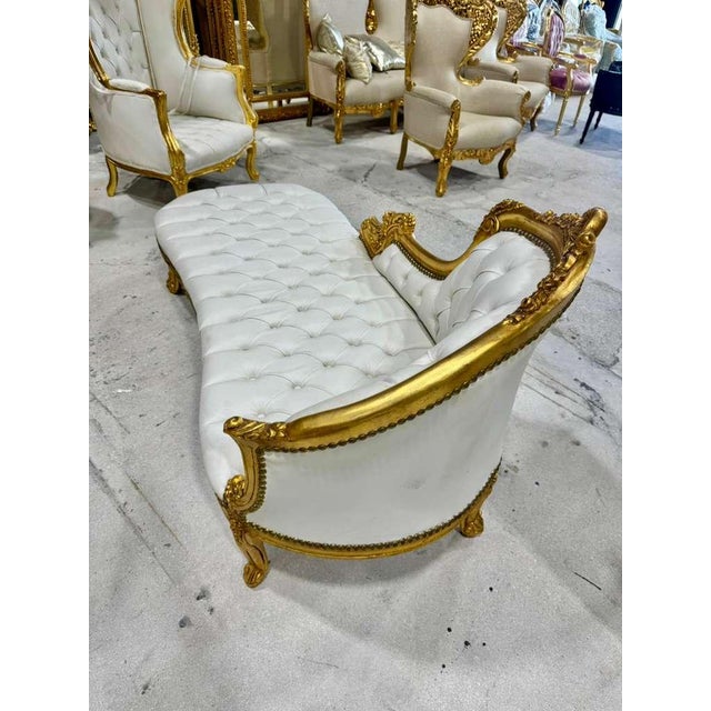 White Chaise Longue White Leather Crystal Glass Buttons French Style For Sale - Image 8 of 10