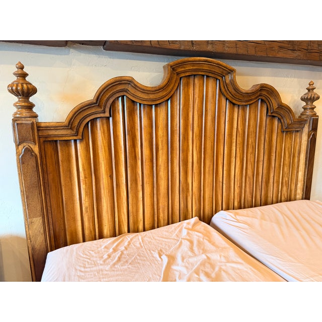 Drexel Heritage Ornate Vintage Drexel Heritage King Size Bed Combining Traditional Craftsmanship and Classic Elegance For Sale - Image 4 of 8