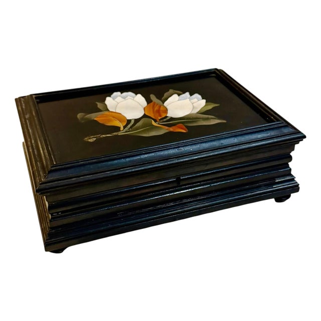 Late 19th Century Italian Grand Tour Pietra Dura Floral Box For Sale