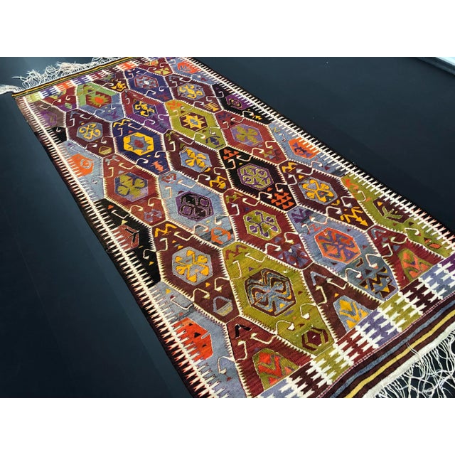 1960s Vintage Handmade Turkish Kilim Rug - 5′2″ × 10′7″ For Sale In Phoenix - Image 6 of 11
