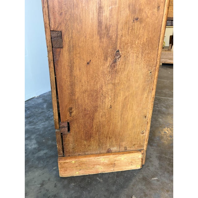 Antique Irish Pine Dresser | Hutch With Shelves For Sale - Image 17 of 17