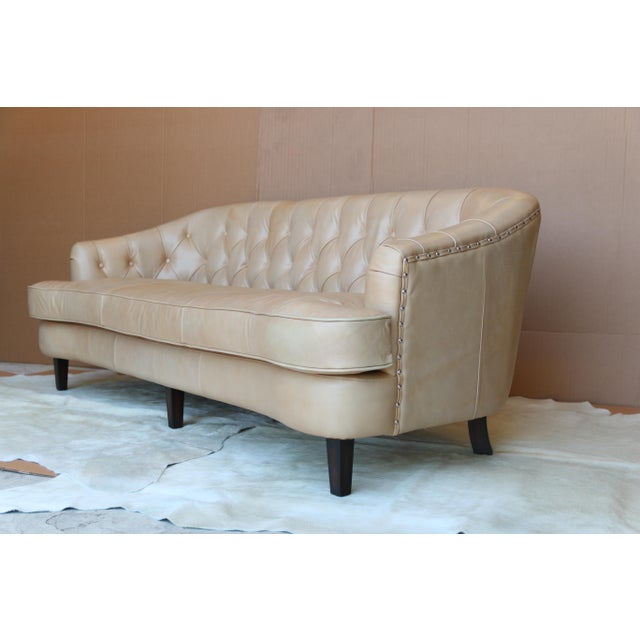 2020s Curved Leather Sofa in Gaston For Sale - Image 5 of 6