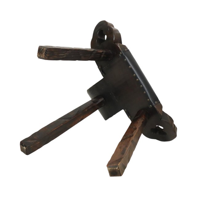 Mid-Century Brutalist Tripod Chair in Pine and Faux Leather, Spain For Sale - Image 5 of 15