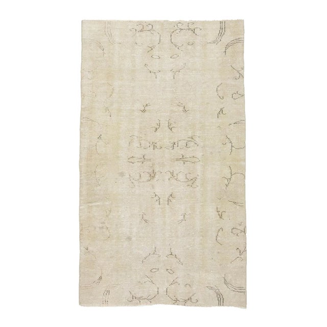 Textile 1960s Vintage Washed Out Turkish Rug- 3′11″ × 6′9″ For Sale - Image 7 of 7