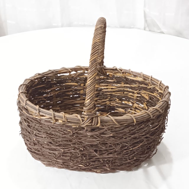 Rustic European Mid 20th Century Vintage Hand Woven Wicker Bird's Nest Twigs Oval Basket For Sale - Image 3 of 10