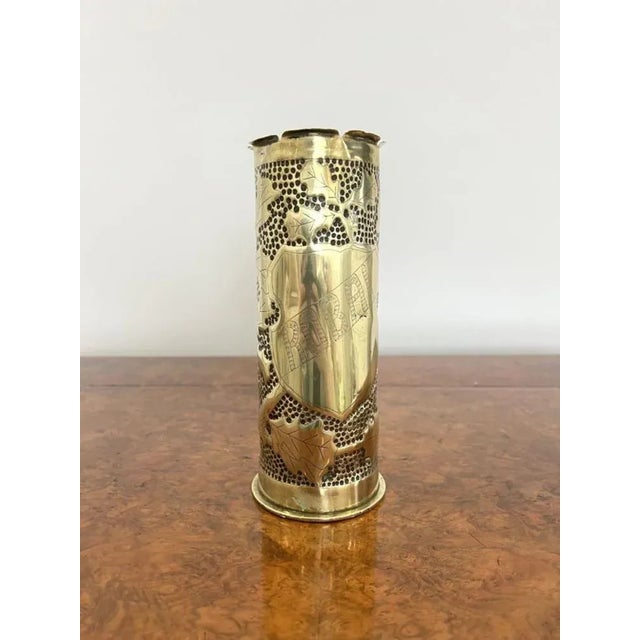 Quality antique Ww1 trench art brass empty shell case having a quality Ww1 trench art empty shell case with beautiful...