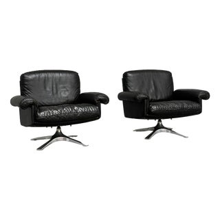 Swiss Dark Brown Leather DS-31 Swivel Lounge Chairs from de Sede, 1970s, Set of 2 For Sale
