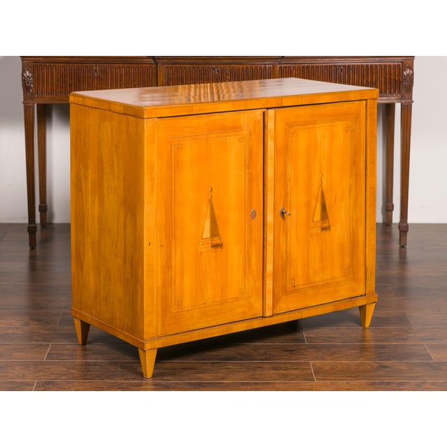 Austrian Biedermeier Period Walnut Buffet with Geometric Pyramidal Marquetry For Sale In Atlanta - Image 6 of 12