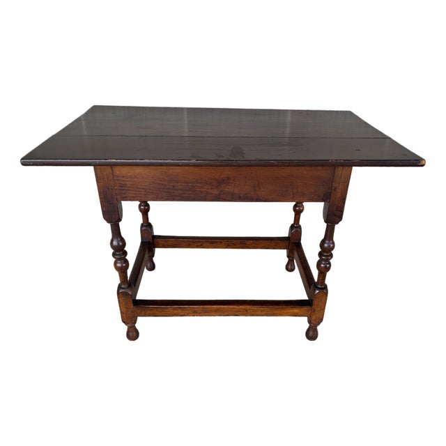 Primitive Antique Maple Turned Leg Accent Table For Sale