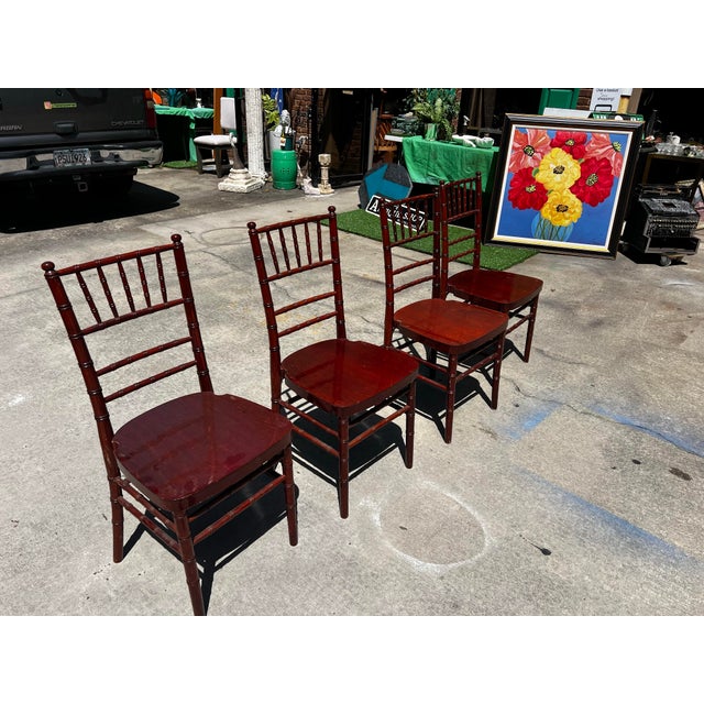 1970s Collection Mahogany of Chiavari Italian Chairs- Set of 4 For Sale - Image 4 of 5
