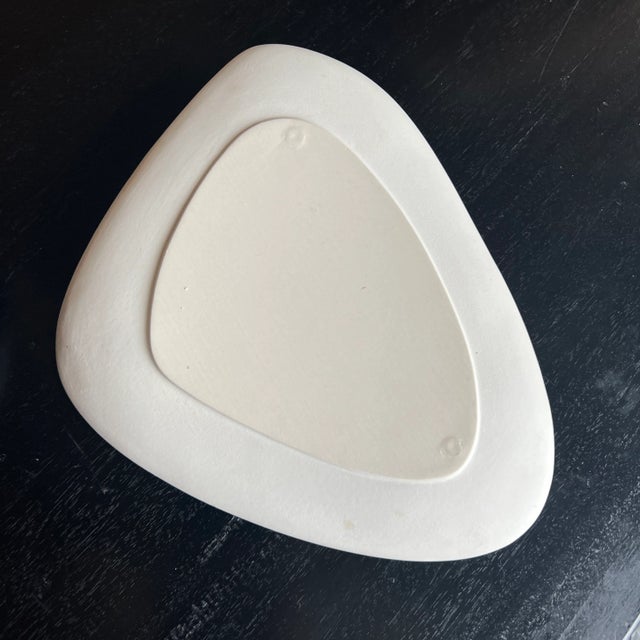 1980s Italian Lineasette Black and White Ceramic Fold Decorative Plates- a Pair For Sale - Image 5 of 6