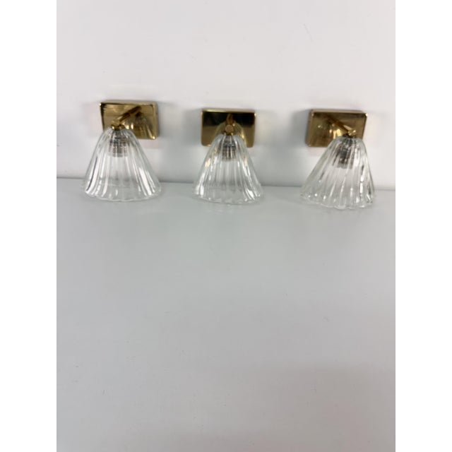 Mid-Century Modern Wall Lamps in Brass and Murano Glass, 1950s, Set of 3 For Sale - Image 3 of 14