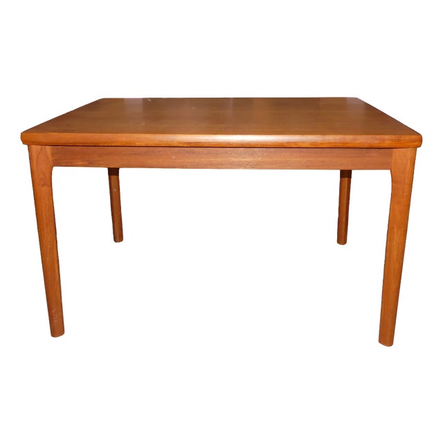 Vintage Danish Extendable Dining Table in Teak, 1960s For Sale