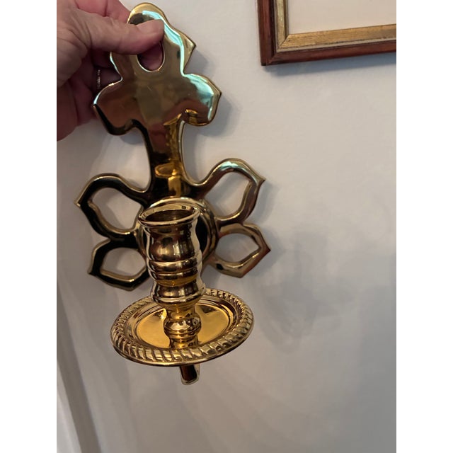 1990s Virginia Metalcrafters Pr Brass Wall Candle Sconces Colonial Williamsburg, Set B For Sale - Image 5 of 11