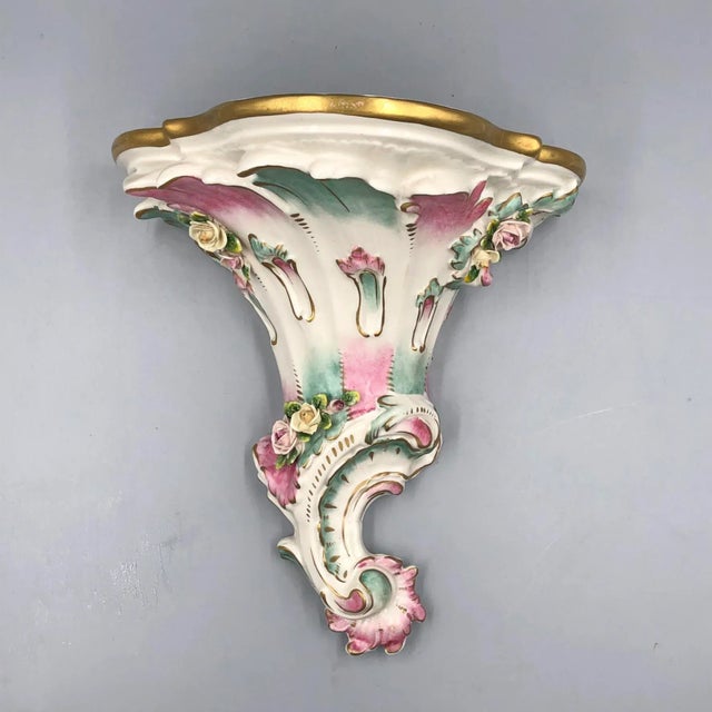 Rococo Hand-Painted Porcelain Wall Consoles from Kämmer, Dresden, Set of 3 For Sale - Image 4 of 18