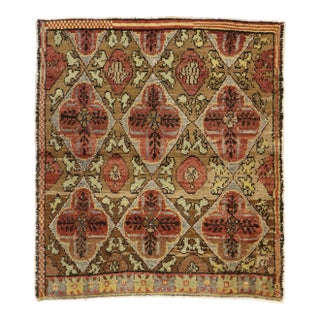 Vintage Turkish Oushak Rug - 04'00 X 04'06 For Sale