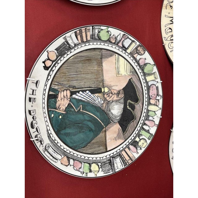 Jester, Falconer, Mayor, Squire, Huntsman, Admiral & Doctor Plates from Royal Doulton, Set of 7 For Sale - Image 6 of 17