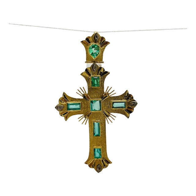 Mid 20th Century Emerald Pear Shape & Emerald Cut Cross Pendant Necklace in 18k Yellow Gold For Sale