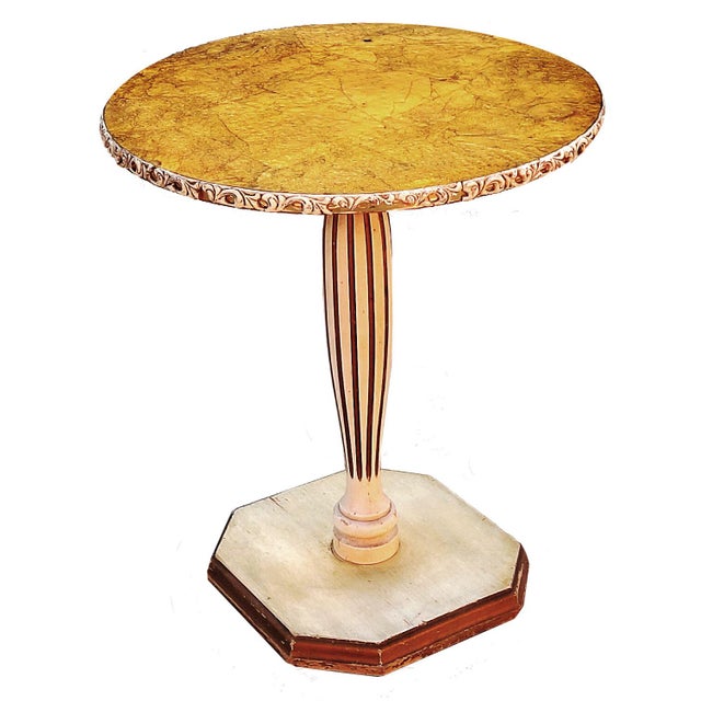 Wood 1960s Gilded Hollywood Regency Style Round Italian Eglomise Pedestal Table For Sale - Image 7 of 7