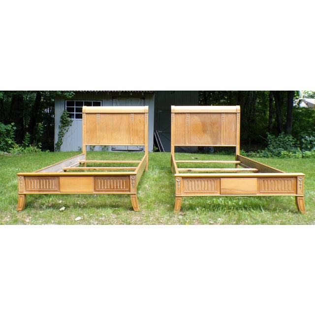Vintage Pair 1920's Neoclassical Adams Style Twin Beds For Sale - Image 11 of 16