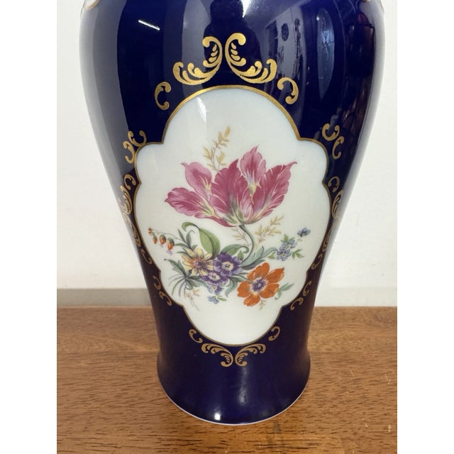 Vintage Wallendorf 1764 Echt Kobalt Cobalt Blue Floral Gold Lidded Vase GDR For Sale - Image 13 of 18