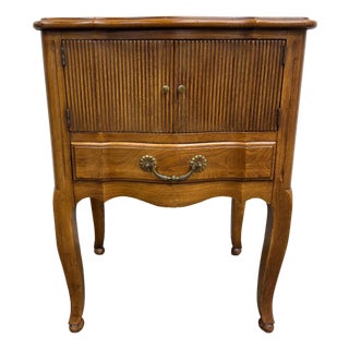 Vintage Davis Cabinet Company French Country Oak Nightstand Side Table For Sale