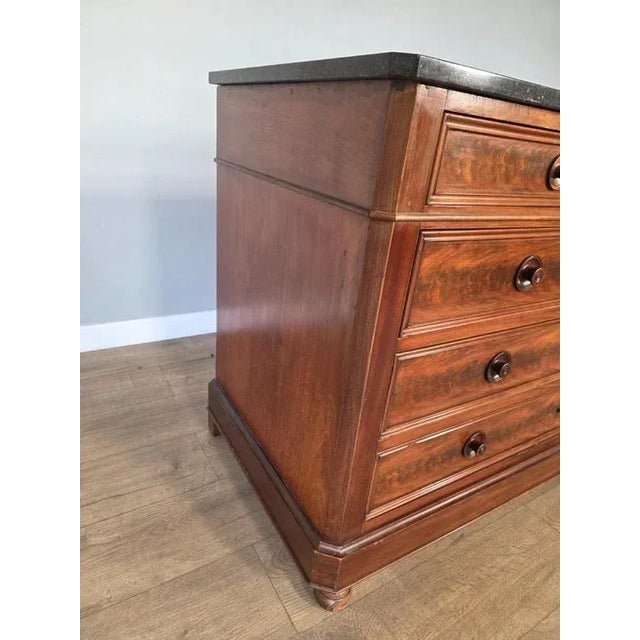 Brown French Victorian Mahogany Chest of Drawers with Marble Top For Sale - Image 8 of 11