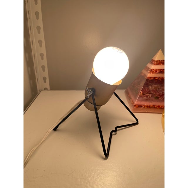 Mid-Century Modern Vintage Mid-Century Modern Adjustable Tripod Table Lamp For Sale - Image 3 of 12