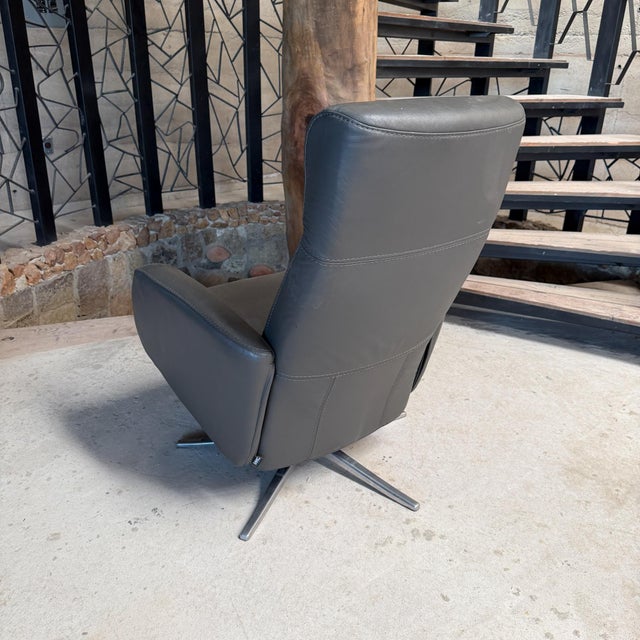 Ergonomic Leather Recliner Made in Norway by I M G Scandinavian Modern For Sale In San Diego - Image 6 of 17
