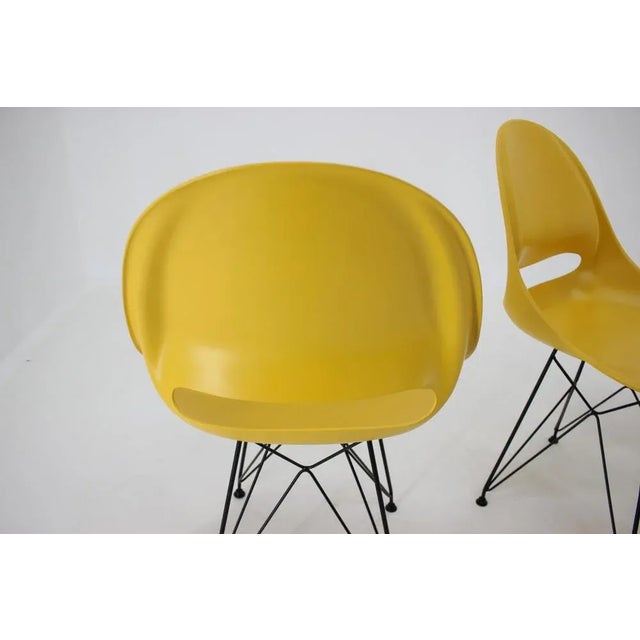 1960s Mid-Century Yellow Fiberglass Dining Chairs by M. Navratil, 1960s, Set of 4 For Sale - Image 5 of 16