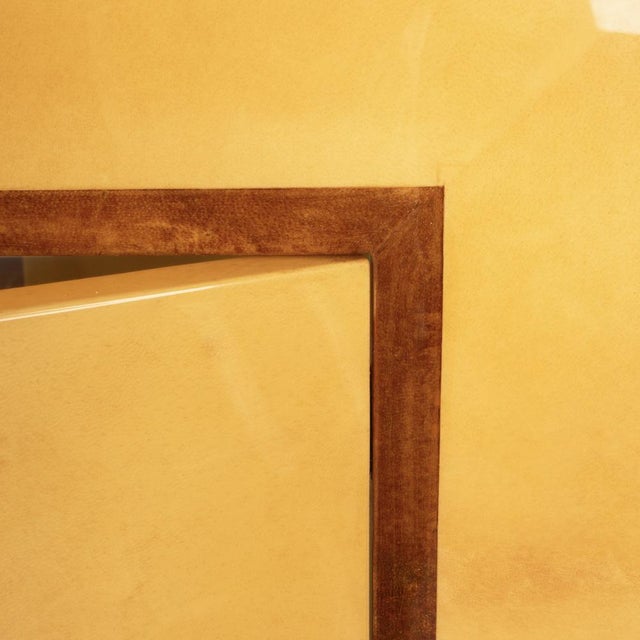 Italian Goatskin Parchment Bar Cabinet by Giorgio Tura and Nucci Valsecchi for Tura, 1970 For Sale - Image 13 of 18