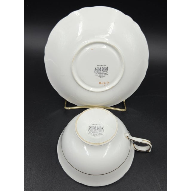 Vintage 1939-1949 'Double Warrant' Paragon 'To the Bride' Teacup and Saucer by Appointment Hm Queen Elizabeth and Hm Queen Mary For Sale - Image 14 of 18